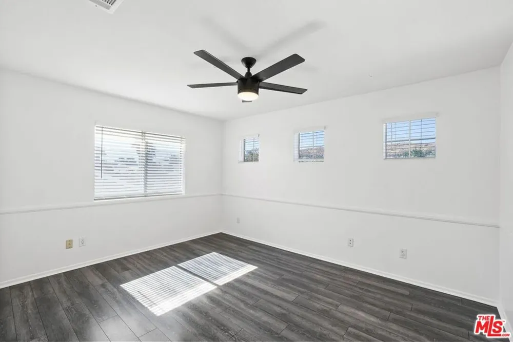 3843 Vitrina Lane Palmdale, CA 93551
