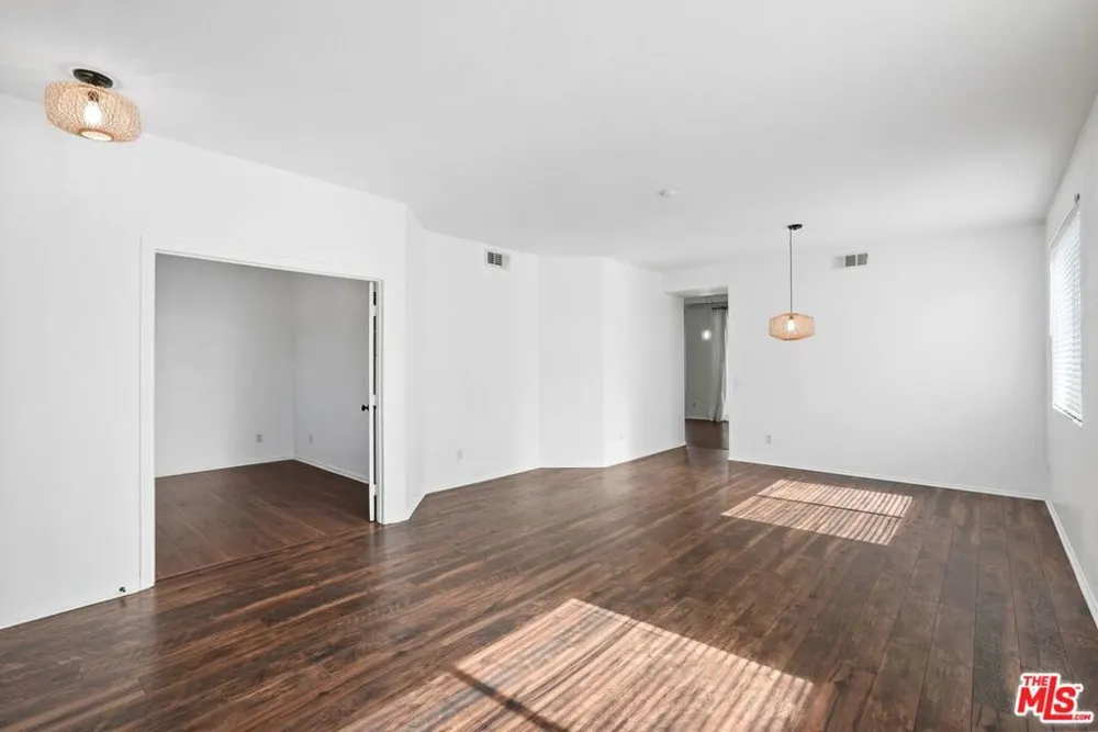 3843 Vitrina Lane Palmdale, CA 93551