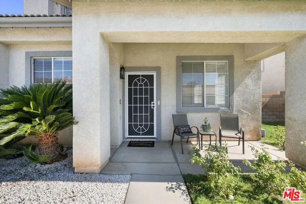 3843 Vitrina Lane Palmdale, CA 93551