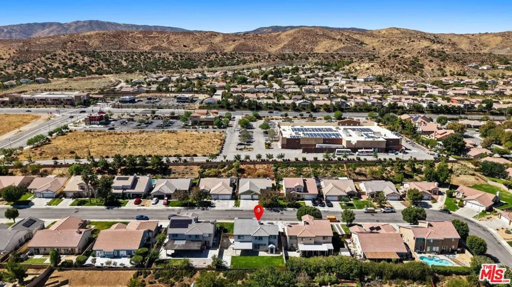 3843 Vitrina Lane Palmdale, CA 93551