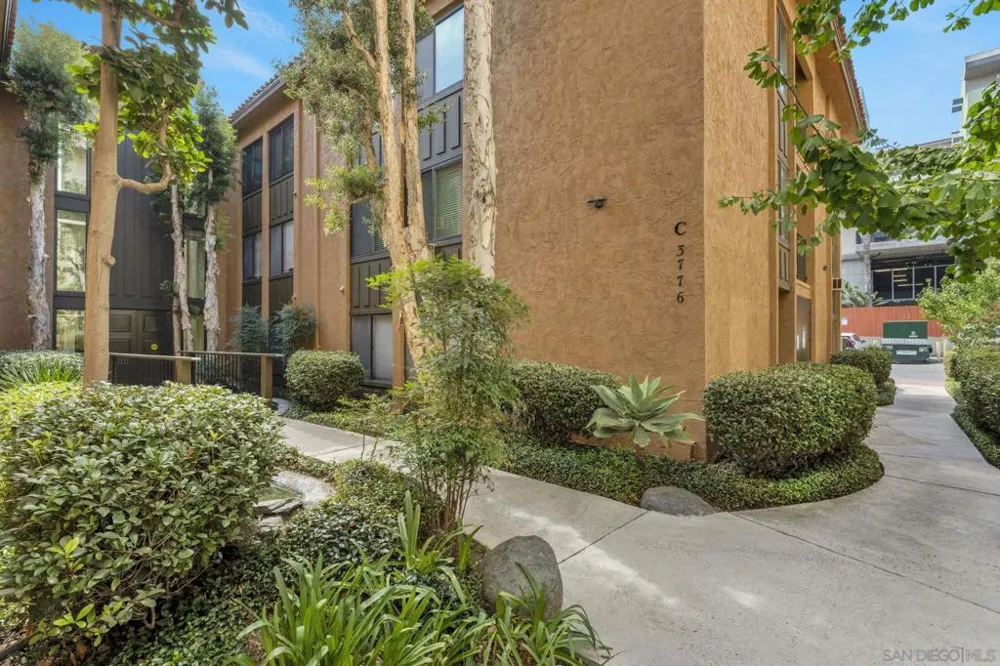 3776 Alabama #206 San Diego, CA 92104