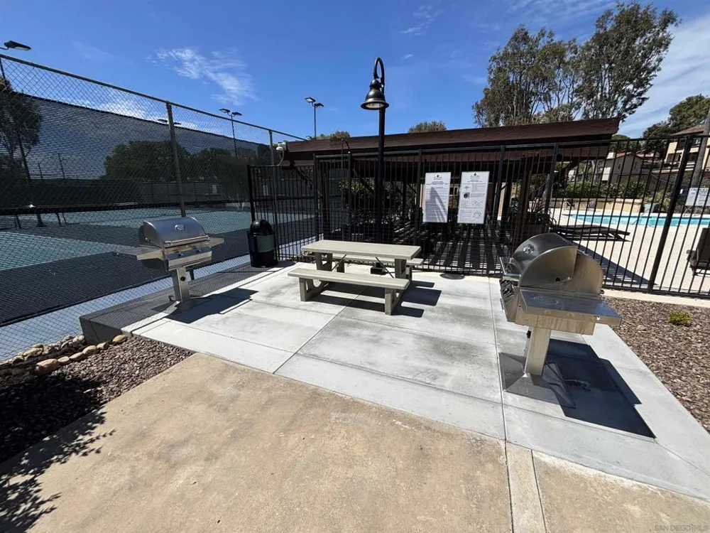 6966 Camino Revueltos San Diego, CA 92111