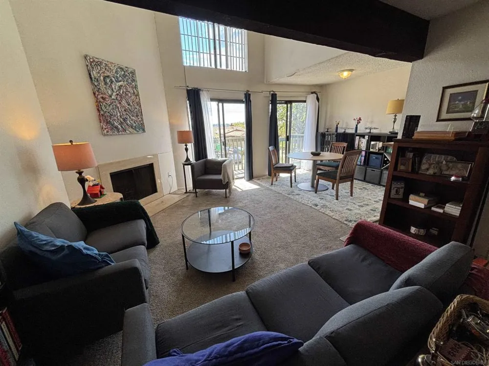 6966 Camino Revueltos San Diego, CA 92111
