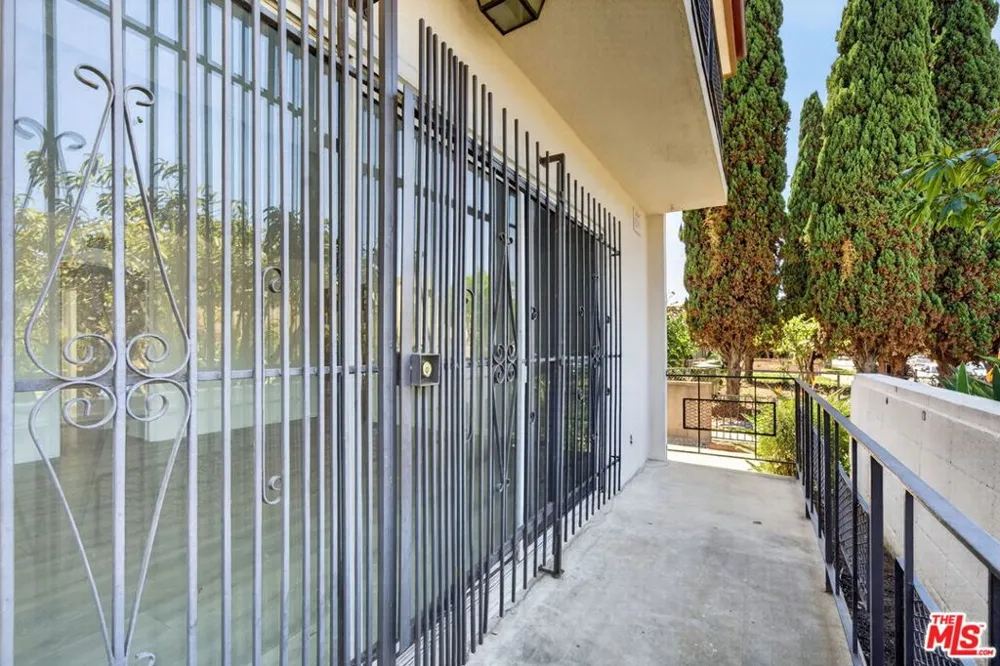 324 E Tamarack Avenue Inglewood, CA 90301