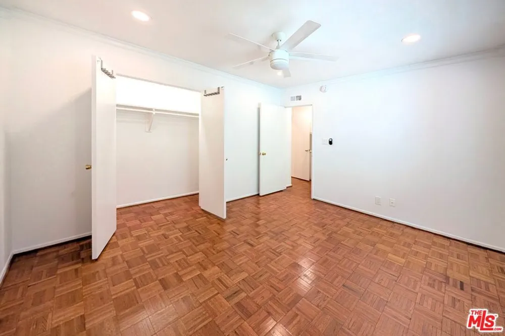 1037 11th Street #2 Santa Monica, CA 90403