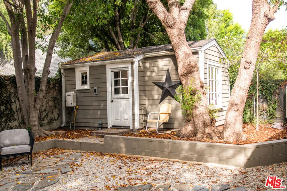 379 Bellefontaine Street Pasadena, CA 91105