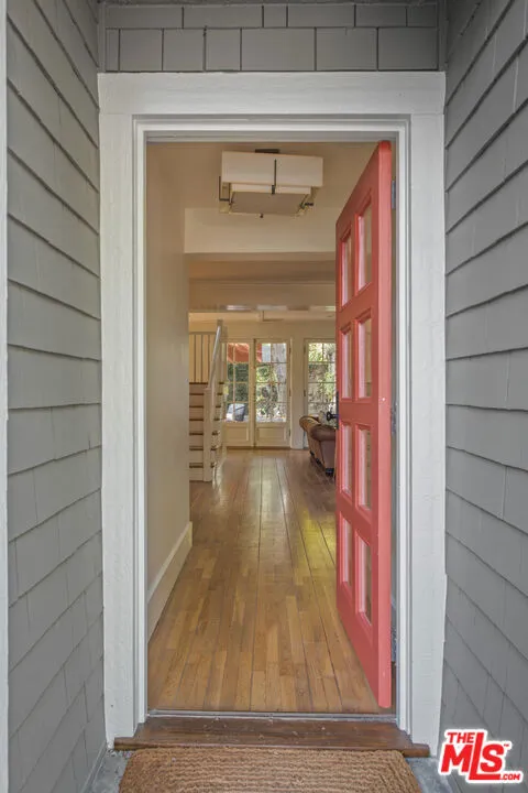 379 Bellefontaine Street Pasadena, CA 91105