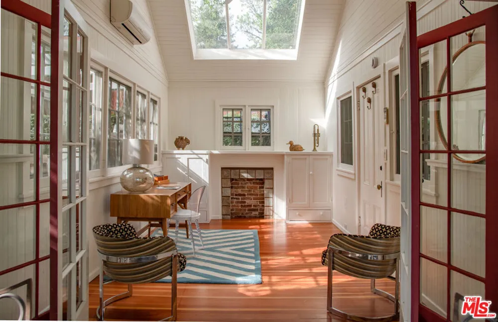379 Bellefontaine Street Pasadena, CA 91105