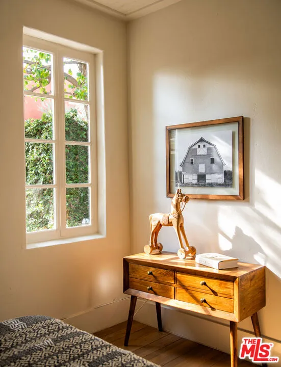 379 Bellefontaine Street Pasadena, CA 91105