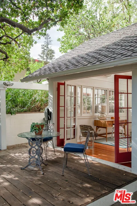379 Bellefontaine Street Pasadena, CA 91105
