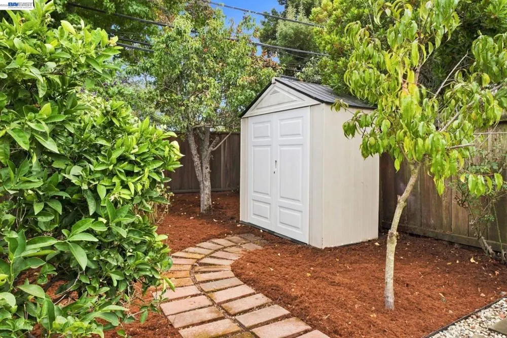 1432 Lodi Ave San Mateo, CA 94401