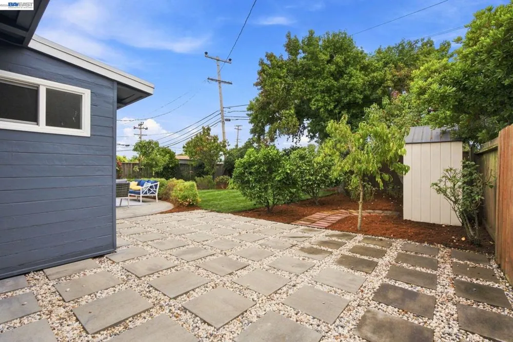 1432 Lodi Ave San Mateo, CA 94401