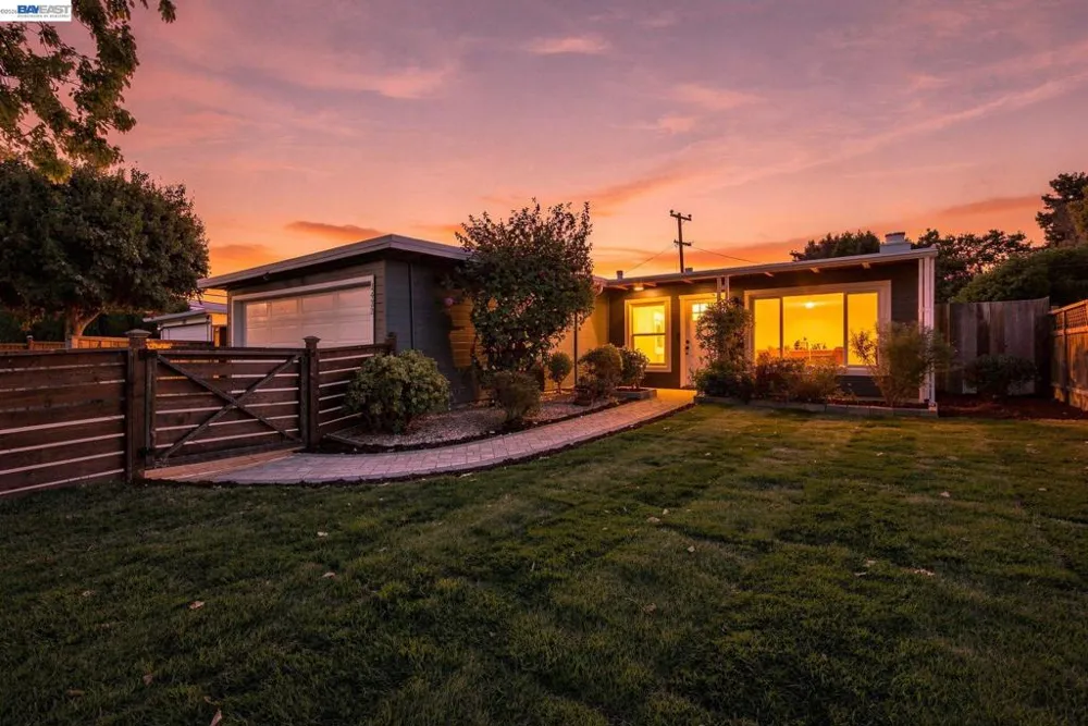 1432 Lodi Ave San Mateo, CA 94401