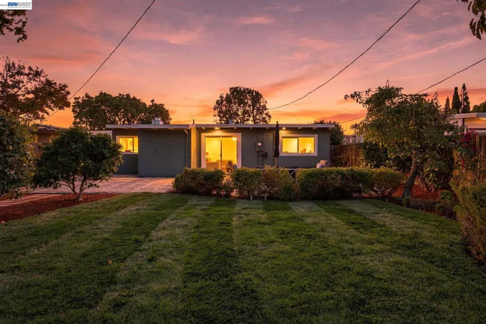 1432 Lodi Ave San Mateo, CA 94401