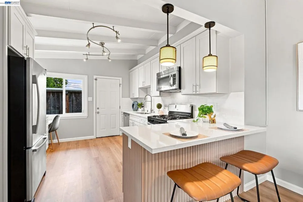 1432 Lodi Ave San Mateo, CA 94401