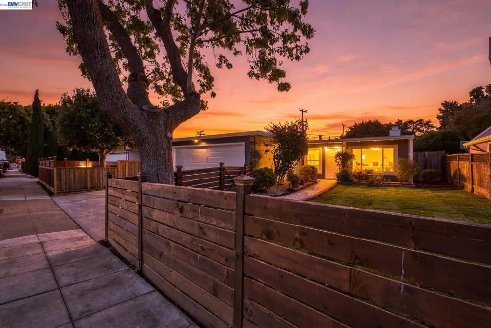 1432 Lodi Ave San Mateo, CA 94401