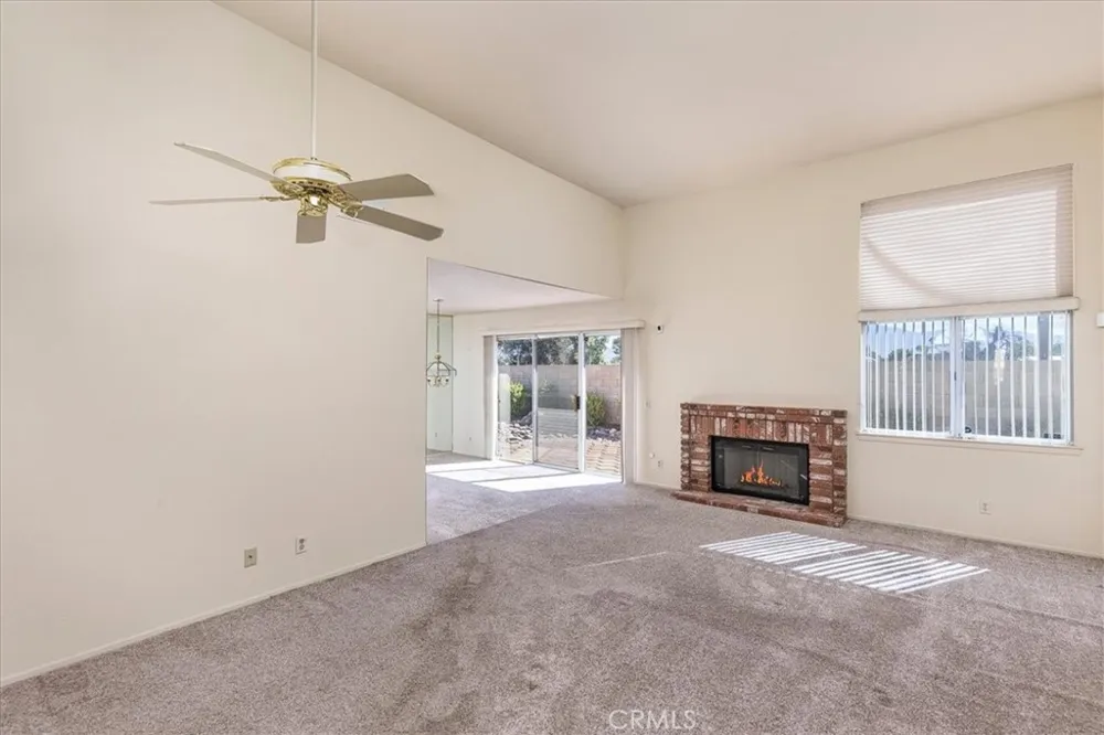 852 Arena Court Hemet, CA 92545