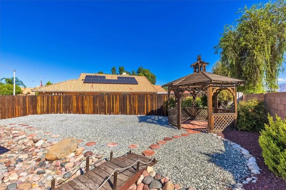 852 Arena Court Hemet, CA 92545
