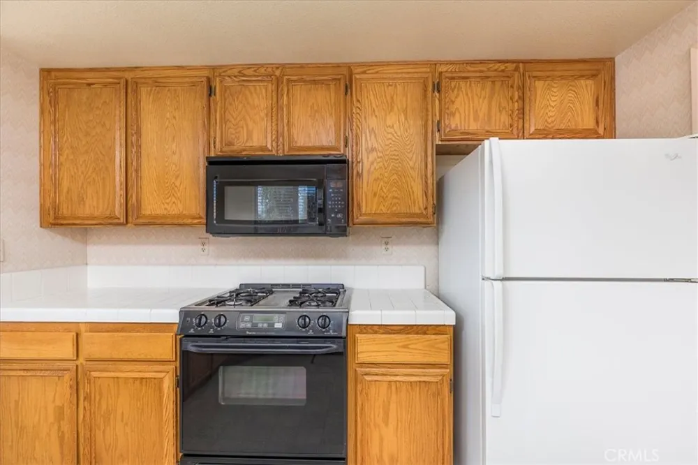 852 Arena Court Hemet, CA 92545