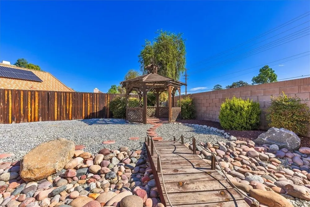 852 Arena Court Hemet, CA 92545