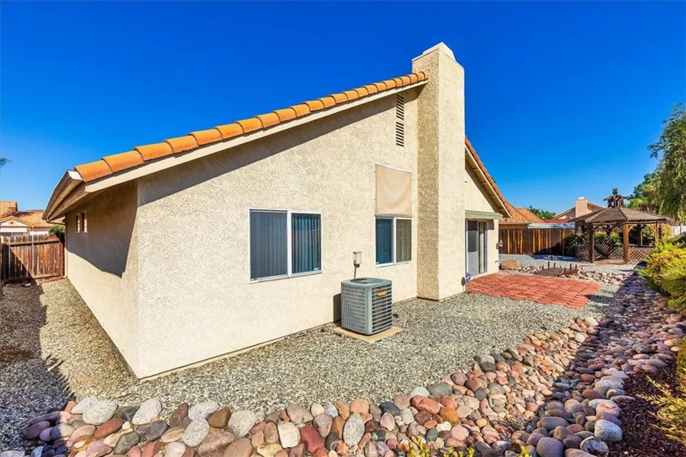 852 Arena Court Hemet, CA 92545
