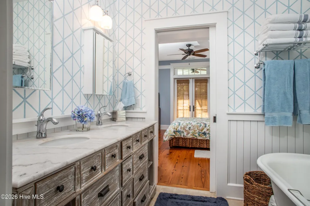 85 Ballast Point Oriental, NC 28571