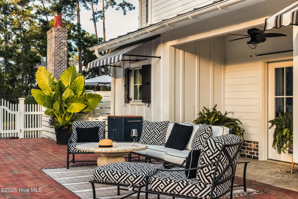 85 Ballast Point Oriental, NC 28571