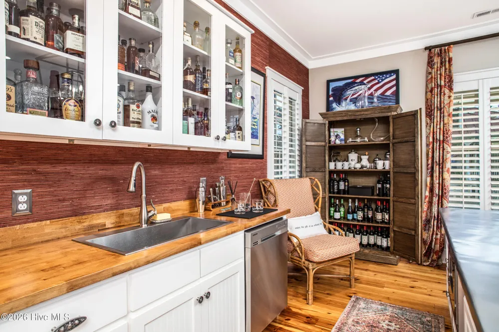 85 Ballast Point Oriental, NC 28571