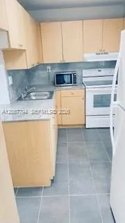3626 NE 168th St #303 North Miami Beach, FL 33160