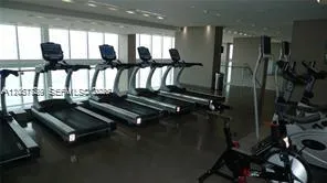 1830 S Ocean Dr #1705 Hallandale Beach, FL 33009