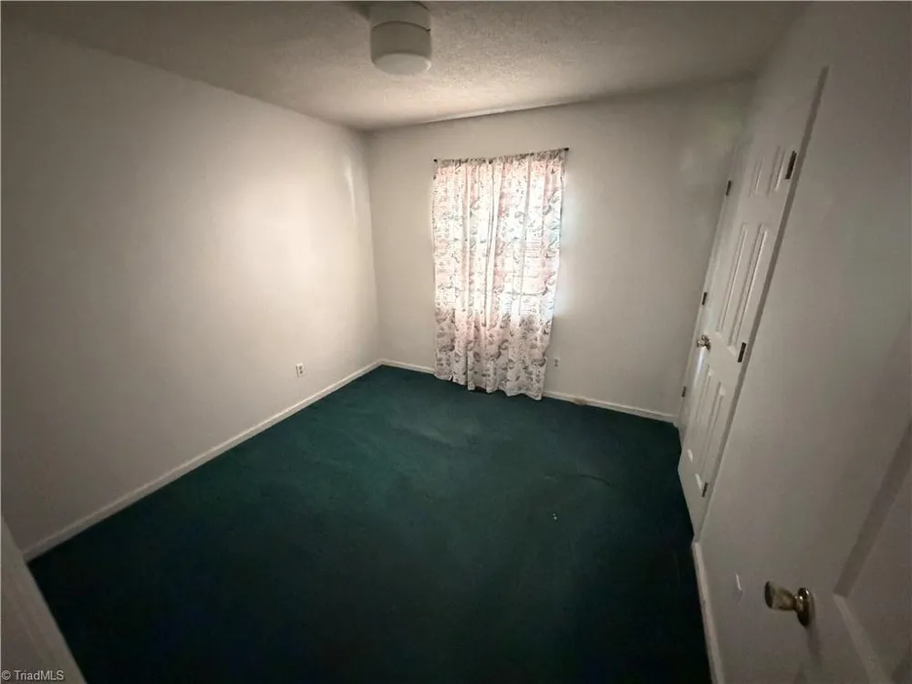 3017 Wendover Avenue Greensboro, NC 27405