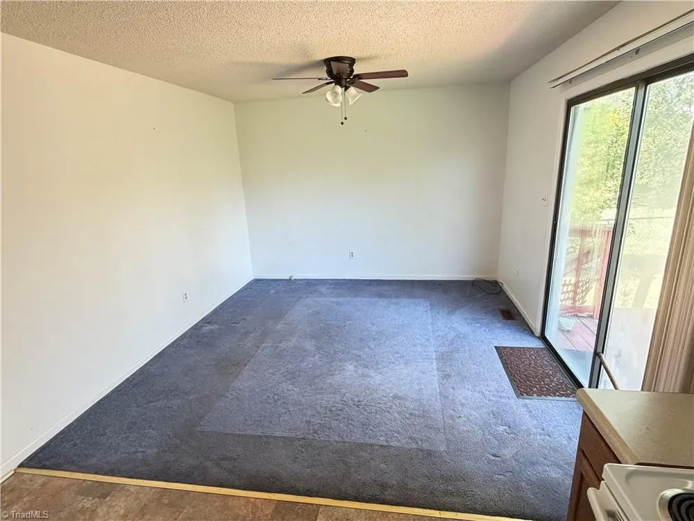 3017 Wendover Avenue Greensboro, NC 27405