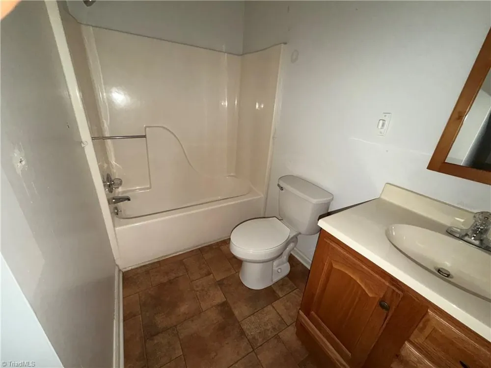 3017 Wendover Avenue Greensboro, NC 27405
