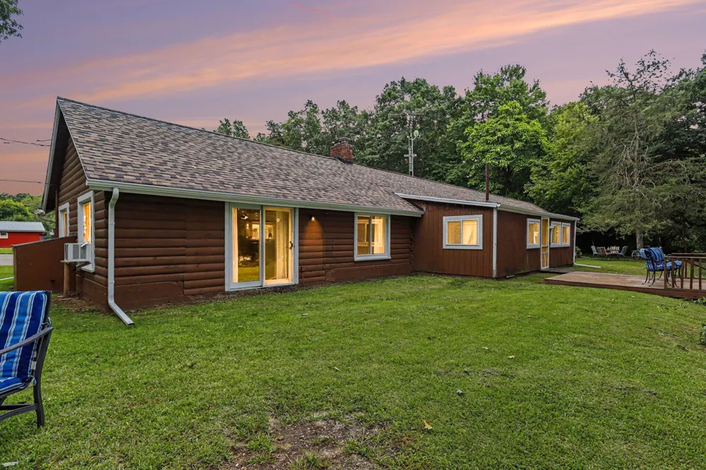 732 Community Drive Pennfield Charter Township, MI 49014