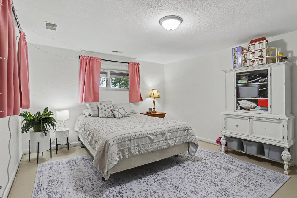 732 Community Drive Pennfield Charter Township, MI 49014