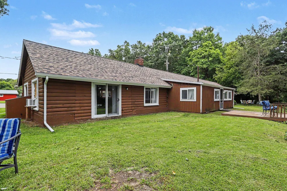 732 Community Drive Pennfield Charter Township, MI 49014