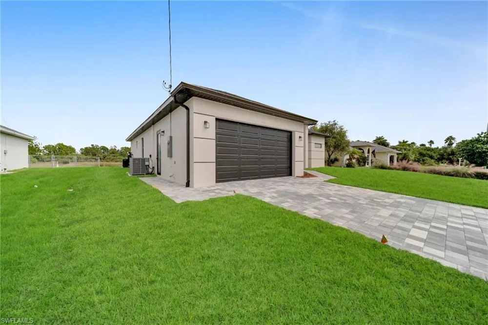 743 Chestnut Street E Lehigh Acres, FL 33974
