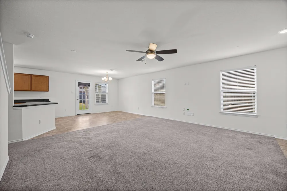 13712 Vigilance Street Manor, TX 78653
