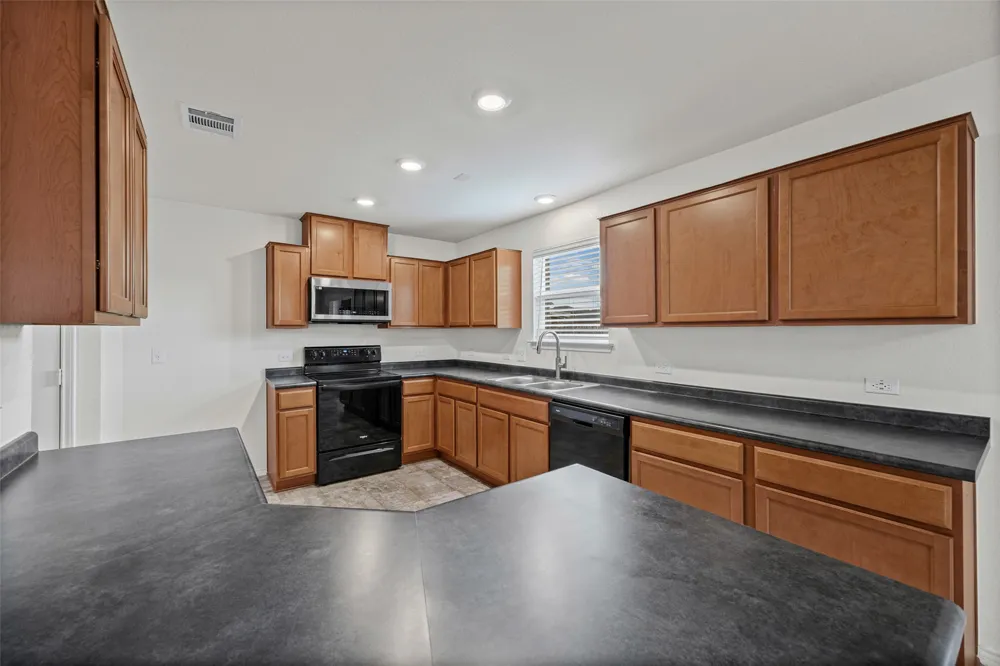 13712 Vigilance Street Manor, TX 78653