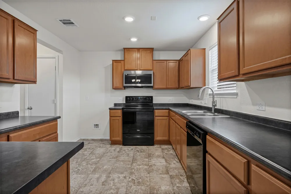 13712 Vigilance Street Manor, TX 78653