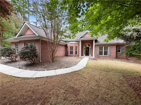 125 Farr Lake Drive