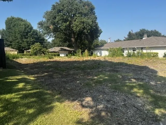 6115 Town Hill Lane Dallas, TX 75214