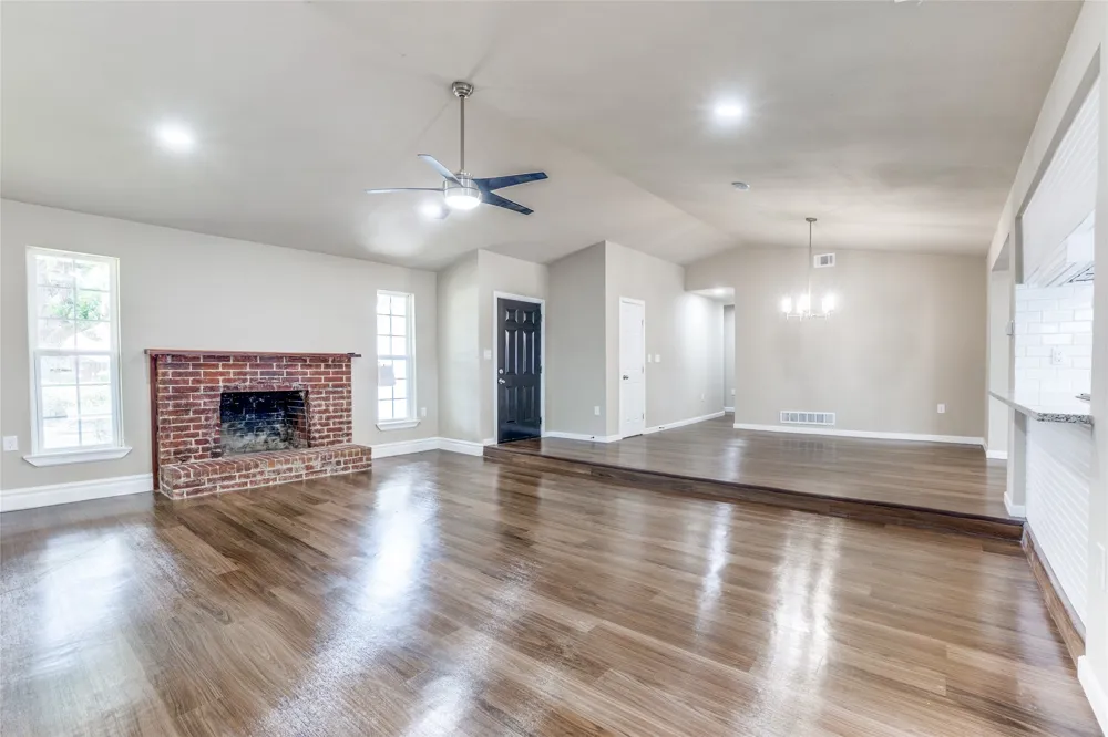 1904 Richland Drive Richardson, TX 75081