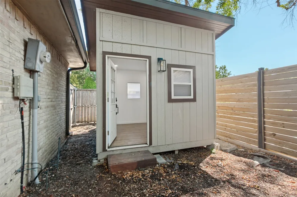 2937 Forest Hills Lane Richardson, TX 75080