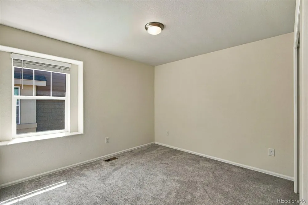 9409 Rifle Street Commerce City, CO 80022
