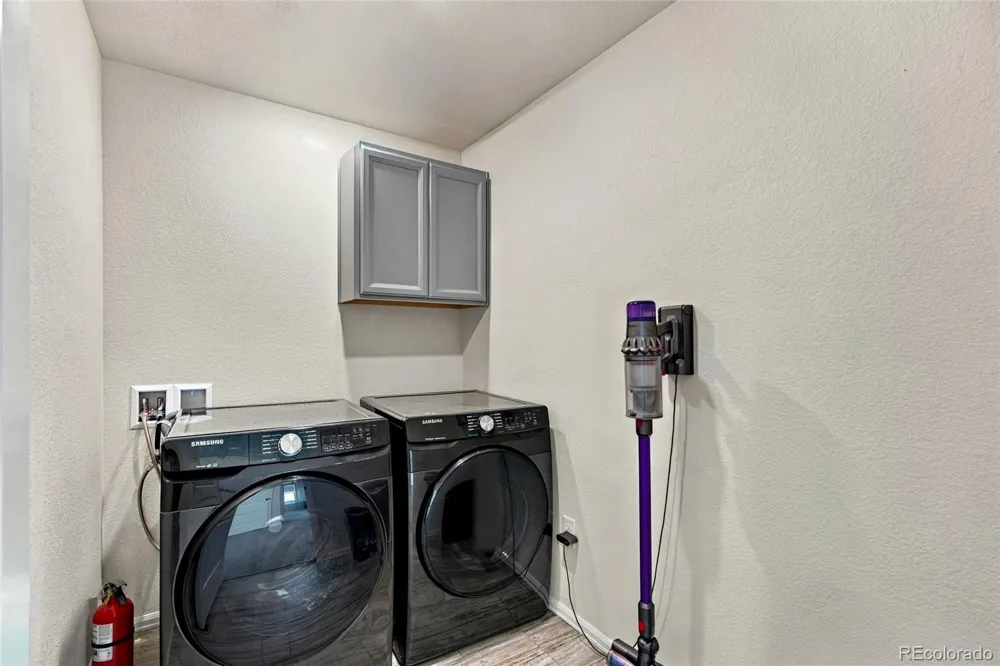 9409 Rifle Street Commerce City, CO 80022