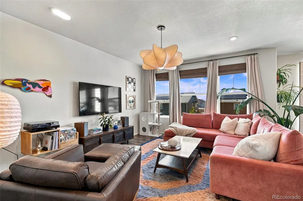 9409 Rifle Street Commerce City, CO 80022