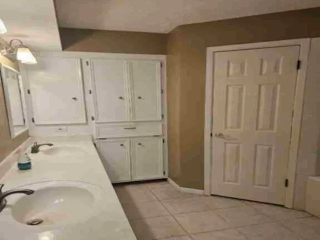 511 Shadylake Drive New Caney, TX 77357