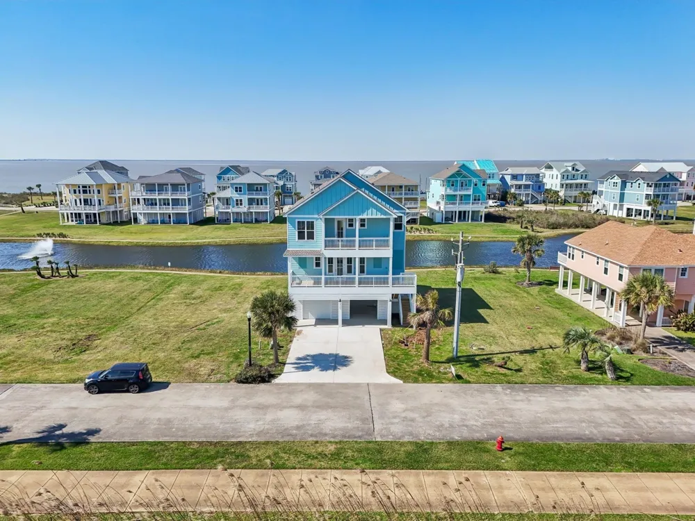 26726 Estuary Drive Galveston, TX 77554
