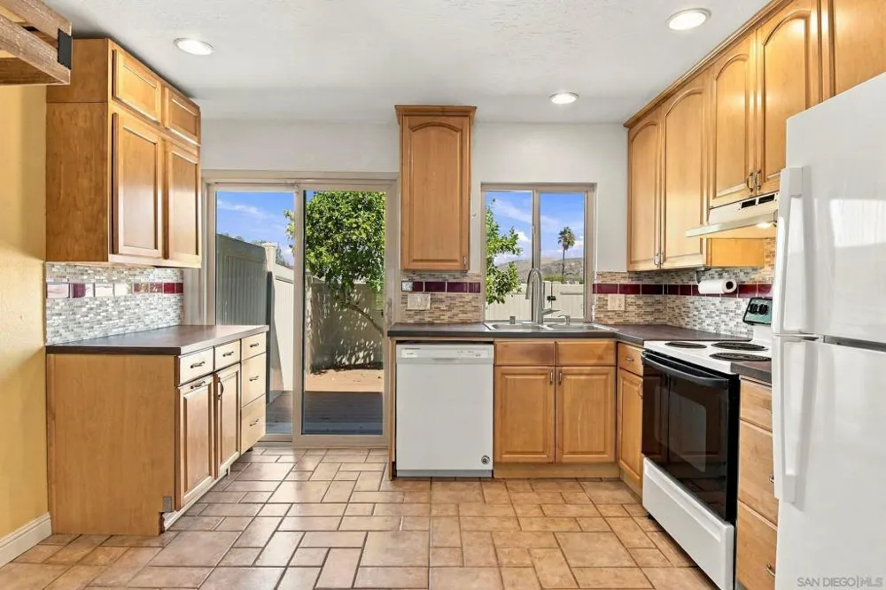 8719 Wahl St Santee, CA 92071